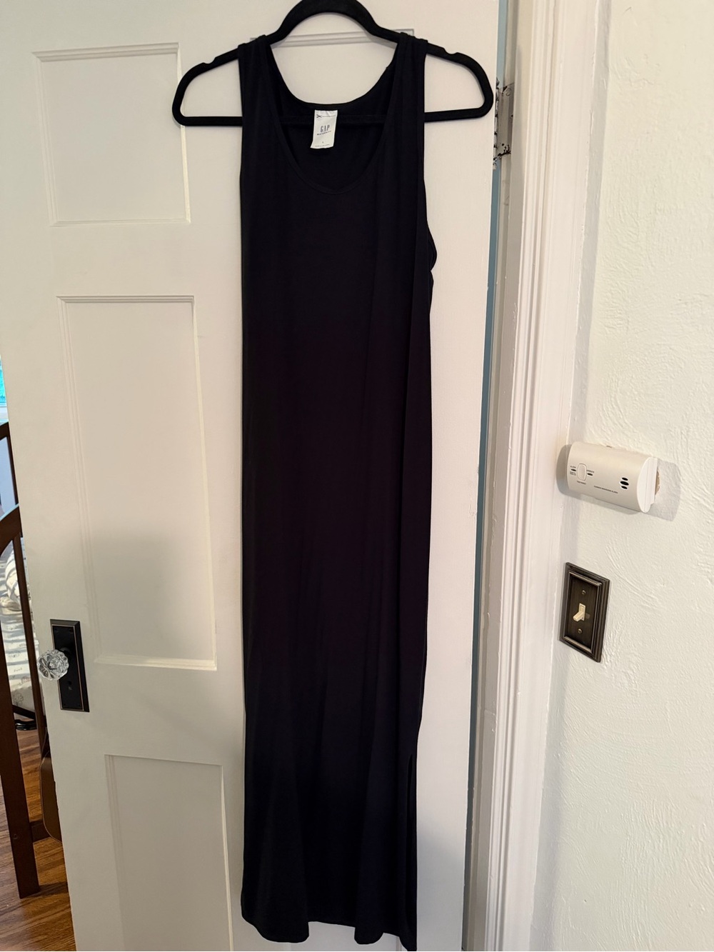GAP Maternity Women's Black Sleeveless Maxi Dress